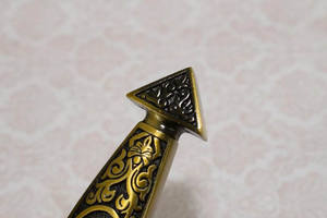 Mini épée de cérémonie maçonnique des Templiers en or, lame en acier Damas personnalisée OEM, manche en laiton, fourreau, garantie de 3 ans - Product Image 6