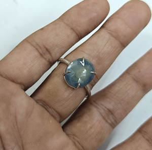 แหวนพลอยแซฟไฟร์ทรงหยดน้ำขนาด10มม. ได้รับการรับรองจากแบรนด์ IGI แหวนวินเทจเงินแท้925ได้รับการรับรอง - Product Image 3