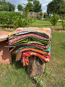 Wholesale Lot Indian Vintage Reversible Kantha <b>Quilt</b> Handmade Cotton Fabric Recycled for Home Use Hotel Printed Pattern <b>Winter</b> - Product Image 4