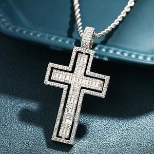 Pendentif en diamant de laboratoire taille baguette, serti de pierres, collier de luxe hip-hop, pendentif croix - Product Image 1