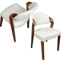 Sillas de restaurante hechas de teca maciza y tela fina, adecuadas para una variedad de conceptos de diseño de interiores.