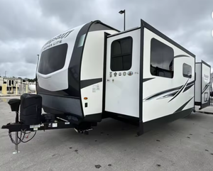 Autocaravana Usada F-o-r-e-s-t R-i-v-e-r Flagstaff S-u-p-e-r L-i-t-e 26FKBS 2021, Remolque de Viaje - Product Image 2