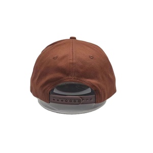 Gorro de 6 paneles con logotipo bordado personalizado, gorras de béisbol estructuradas de algodón bordadas planas blancas, gorra de camionero con panel de malla - Product Image 6