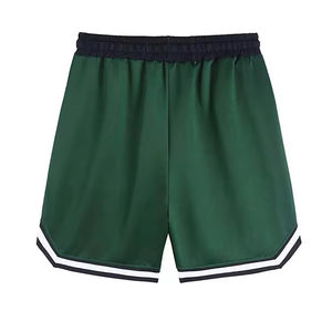 กางเกงขาสั้นเล่นกีฬาของผู้ชายน้ำหนักเบาแบบสั่งทำ100% ตาข่ายโพลีเอสเตอร์แบบซับลิเมชันย้อมสีล้วนสไตล์ลำลองแบบเรียบง่ายทำจากปากีสถาน - Product Image 4