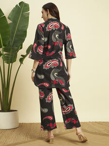 Conjunto de Kurti y Palazzo de Verano con Abertura Corta y Estampado Floral de Algodón Premium para Mujer |   Tela Transpirable |   Patrón de Botones |   Étnico Informal - Product Image 6