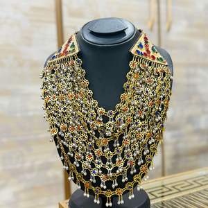 Ensemble classique pour femmes afghanes en acier inoxydable, personnalisé, orné de strass en cristal, idéal pour les événements culturels et les mariages - Product Image 1