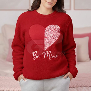 Sudadera inspirada en San Valentín, estilo cálido y cómodo, ideal para conjuntos de invierno, moda casual y para regalo. - Product Image 3