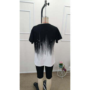 Conjunto de Dos Piezas para Mujer, Blusa de Manga Corta con Cuello Redondo y Estampado Scuba y Leggings, 37945 - Negro - Product Image 5