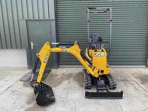 JCB 8008 Condición Inmaculada Micro excavadora de 1,0 toneladas con núcleo de motor Perkins Caja de cambios Componentes de engranajes Micro excavadoras usadas - Product Image 5