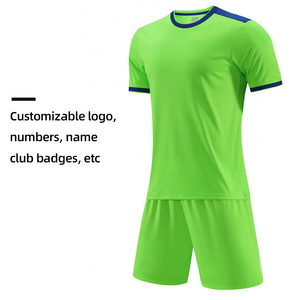 Uniforme de Fútbol Personalizado al por Mayor, Logotipo Personalizado, Jersey Ligero de Poliéster Transpirable con Impresión por Transferencia de Calor - Product Image 1
