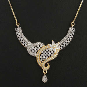 Kundan Jewellery <b>Locket</b> Set - Golden & Silver - Product Image 2