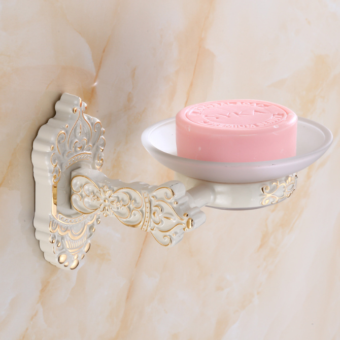 Crown-shaped soap dish holder