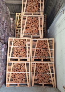 Bûches de bois de chauffage de chêne séchées au four 18% humidité bois dur pour une énergie thermique efficace du meilleur fournisseur d'Europe - Product Image 4