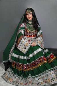 Service OEM : Ensembles 2 pièces (Robe longue coupe trapèze et Pantalon) en dentelle afghane vintage, brodés de pièces anciennes, de pompons et de boutons, pour mariée - Product Image 4