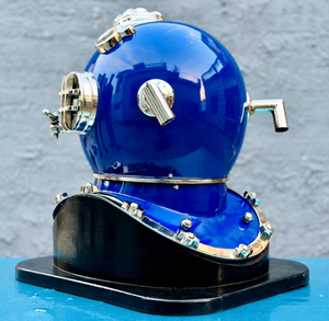 Casco de buzos de mar profundo con base de madera colección de decoración Casco DE BUCEO ANTIGUO de gran calidad - Product Image 2