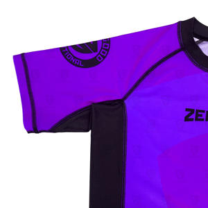 เสื้อแรชการ์ด OEM สั่งทำได้ ขายดี ยืดหยุ่นได้ พิมพ์ลายแบบซับลิเมชั่น ทรงทันสมัย คอกลม แขนสั้น ป้องกันรังสียูวี 50 ระบายอากาศได้ดี แห้งเร็ว - Product Image 4