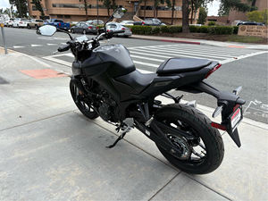 Disponibles Ahora: Motocicletas 2025 (MT-03) Nuevas en Stock - Product Image 4