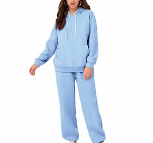 Chándal deportivo de 2 piezas informal con capucha de invierno con logotipo personalizado para mujer - Product Image 1