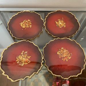 Bandeja de resina hecha a mano de diseñador y posavasos a juego plato de servicio elegante de bajo precio para cocina y comedor bandeja de resina decorativa - Product Image 5