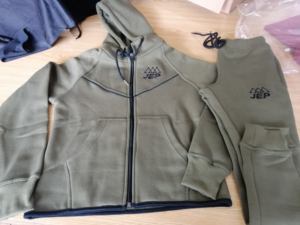 OEM Personalized Heavy <b>Fleece</b> Block Pullover <b>Jumper</b> Zipper-Up Hoodie Men 100% Cotton Long Sleeve Winter Windproof Breathable - Product Image 4