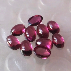 พลอยโกเมน rhodolite ธรรมชาติ6x8มม. อัญมณีทรงรีเรียบขายส่ง - Product Image 2