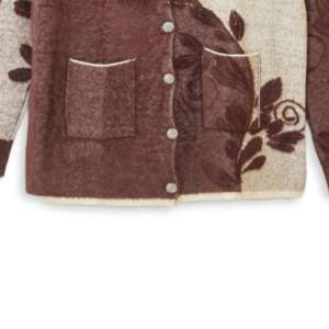 Suéter Cárdigan Unisex de Alta Calidad en Poliéster/Algodón con Apliques en la Parte Delantera, Cuello Abotonado, Cálido y Elegante - Product Image 6