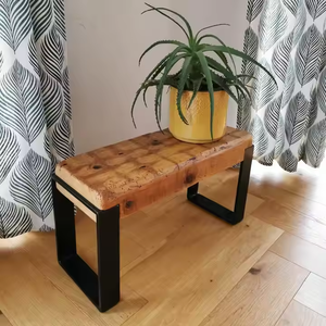 Table à manger élégante en bois d'acacia massif avec finition naturelle et pieds en métal lourd, produit en vrac, meubles, tables disponibles - Product Image 5