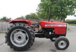 Venta al por Mayor de Tractores Massey Ferguson 385 2WD/4WD de la Mejor Calidad y Más Vendidos / Tractores Mf Usados y Nuevos a Bajo Precio - Product Image 3