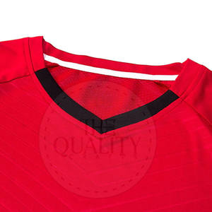 Uniforme de football adulte pour hommes fabricant d'usine personnalisé dernière conception respirant séchage rapide 100% polyester - Product Image 2