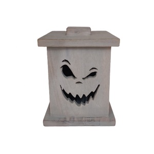 Venta al por mayor a precio de fábrica Halloween decorativo antiguo Vintage caja de lujo vela linternas tapa tallada a mano grabado en madera - Product Image 4