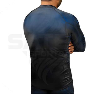 เสื้อรัดกล้ามแขนยาวสำหรับผู้ชายคุณภาพสูงสำหรับกีฬา MMA พร้อมการป้องกันรังสียูวี ออกแบบลายพิมพ์ด้วยความร้อนตามสั่งสำหรับผู้ใหญ่ ใช้สำหรับออกกำลังกาย - Product Image 2