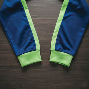 Conjunto de Uniforme de Fútbol Profesional para Hombre, para Entrenamientos de Verano, Pantalones Cortos, 100% Poliéster, Transpirable, Antibacterial, de Secado Rápido - Product Image 5