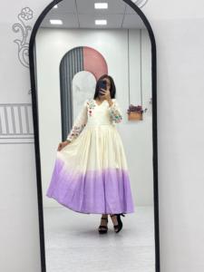 Robe élégante en coton doux brodé pour femme avec doublure intérieure en micro coton pour un travail complexe pour un usage quotidien et occasionnel - Product Image 4