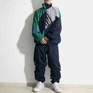Chándal de nailon de color sólido para hombre, novedad, moda informal, ropa de dos piezas, transpirable y para invierno, venta al por mayor - Product Image 3