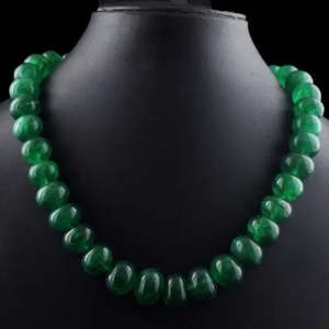 คุณภาพระดับ AAA+ สร้อยคอประดับมรกตสีเขียวทรงกลม 750 กะรัต รุ่น Cus-Jew121 - Product Image 3