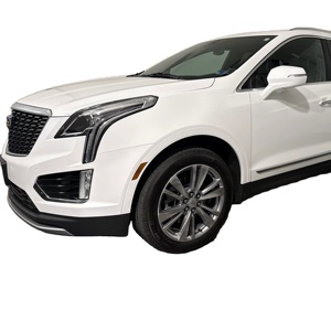 Cadillac XT5 FWD Premium Luxury d'occasion propre 2024 - Product Image 1
