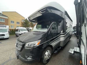 Top High Quality Large Living Space RV Motorhomes Strong Car Camper for Camping Factory Price - Product Image 6