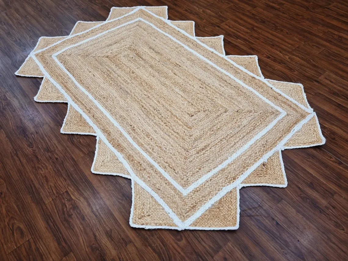 Identique à l'image