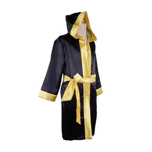 Robe de boxe en satin, couleur personnalisée, logo noir doré, robe à capuche, séchage rapide, respirante, robe de boxe en satin noir vert pour adulte avec logo - Product Image 3