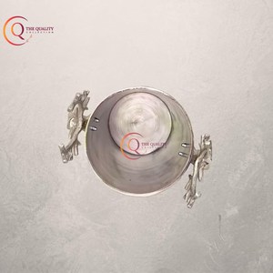 Vente en gros Seau à glaçons en métal avec poignée Facile à tenir Panier de rangement refroidi pour boissons gazeuses Poignée design tête de cerf pour fête intérieure - Product Image 3