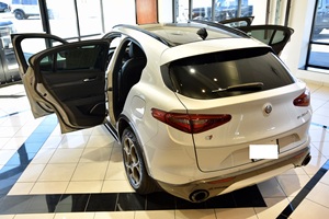 UTILISÉ LHD/RHD 2022 ALFA R0ME0 STELVIO TI - Product Image 3