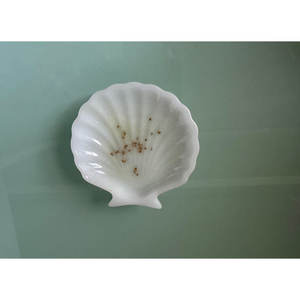 Porte-savon en verre de style moderne en forme de coquillage avec drainage automatique et motif animal, finition personnalisée pour la salle de bain à domicile ou à l'hôtel - Product Image 4