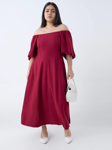 ชุดเดรสเปิดไหล่สีแดงทึบ - Product Image 2