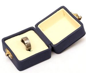 Bague en acier inoxydable damas personnalisée faite à la main avec incrustation en laiton hommes femmes bague de fiançailles unisexe par fabricant de couteaux - Product Image 4