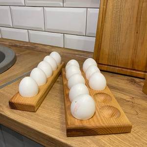 Soporte para huevos de madera hecho a mano, Decoración de cocina de granja rústica, Bandeja para Huevos de madera natural - Product Image 2