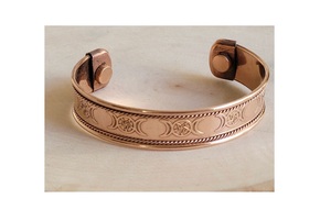 Dazglor Nouvelle Arrivée Plaqué Or De Luxe En Acier Inoxydable Designer Bijoux Marques Célèbres Bracelet pour Femmes - Product Image 3