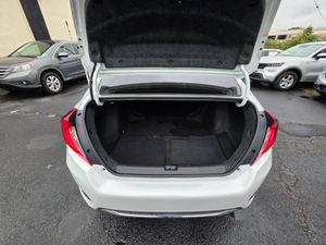 Honda Civic LX FWD 2019 USADO EN BUEN ESTADO, Volante a la Izquierda, Emisión Euro IV, 5 Asientos, 50001-75000 Millas, 200-250 CV - Product Image 3