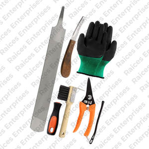 Kit de instrumentos veterinarios de alta calidad hechos a medida más vendidos, herramienta herradora de caballos reutilizable con características a la venta. - Product Image 1