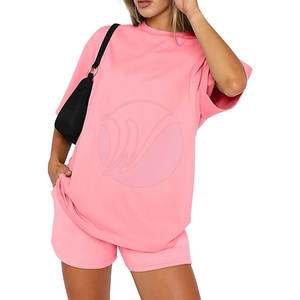 Ensemble t-shirt et short pour femmes en coton Ensemble t-shirt et short en coton pour femmes - Product Image 2