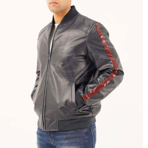 Blouson aviateur en cuir à lignes épurées et intérieur doux, au style classique et au port confortable - Product Image 4